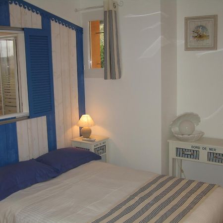 Bed and Breakfast La Cigale Sous L'Olivier Le Castellet  Exterior foto