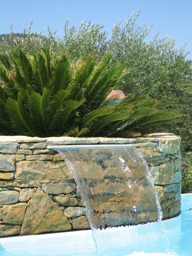 Bed and Breakfast La Cigale Sous L'Olivier Le Castellet  Exterior foto